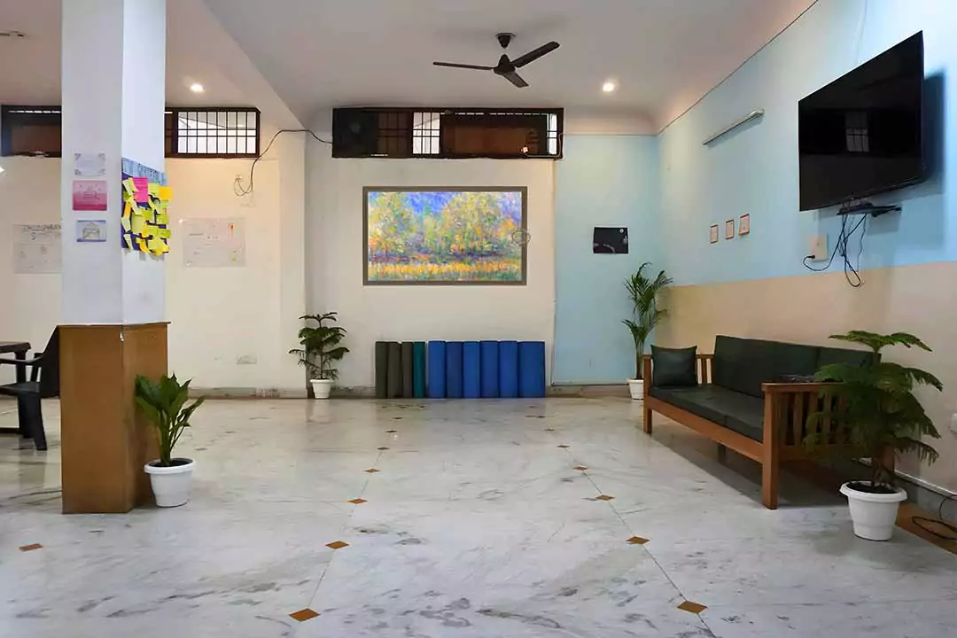 nasha mukti kendra in chattarpur